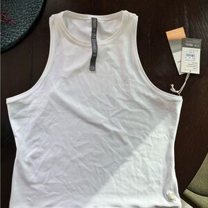 Vuori Crisp White Top